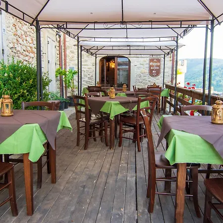 Diffuso Montalbano Borgo Antico - La Casetta Del Vento 3*