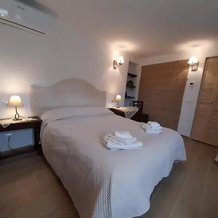 Hotel Diffuso Montalbano Borgo Antico - La Casetta Del Vento