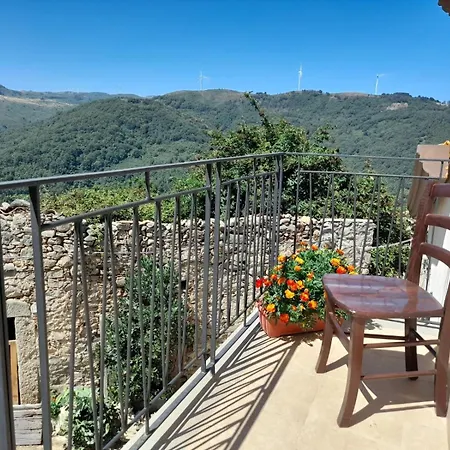 Diffuso Montalbano Borgo Antico - La Casetta Del Vento Hotel 3*
